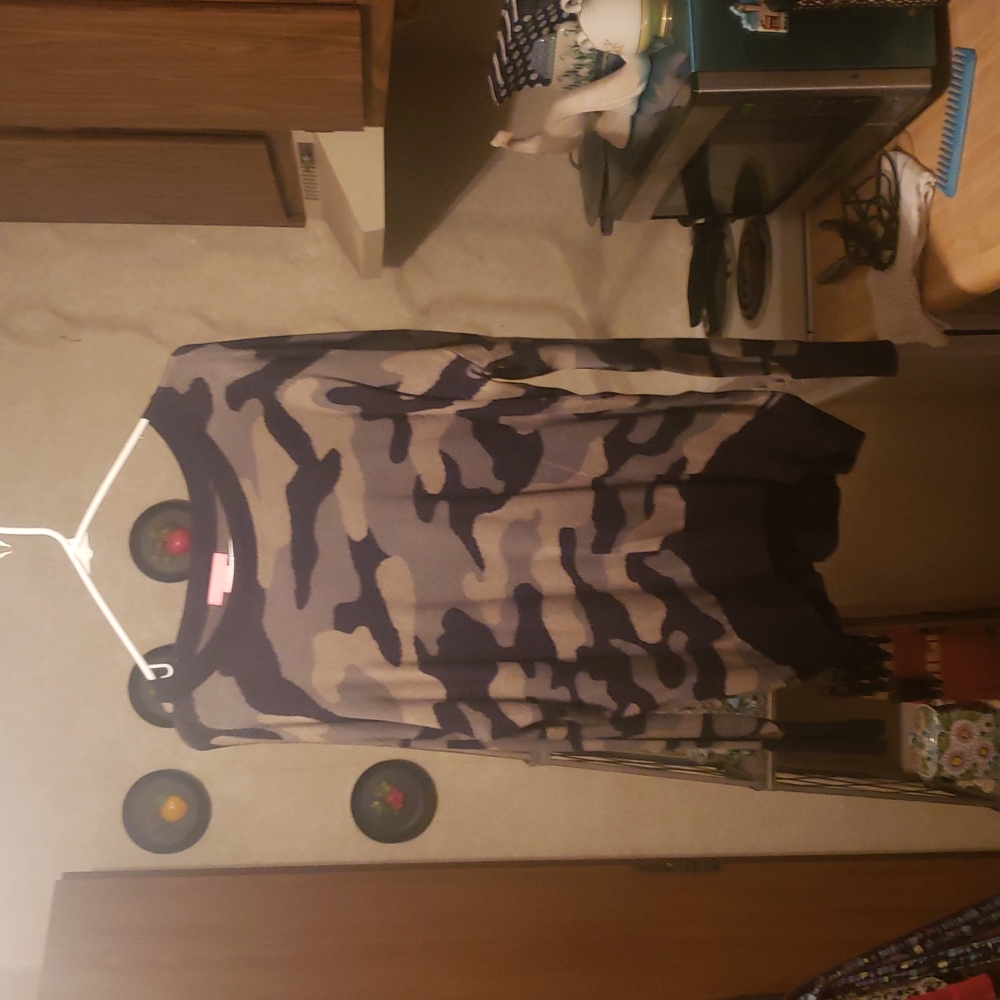 Isaac Mizrahi Sweater